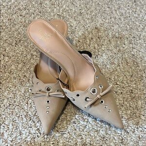 Time and Tru Kitten Heels